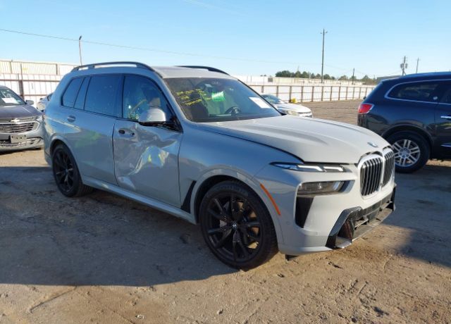 2024 BMW X7
