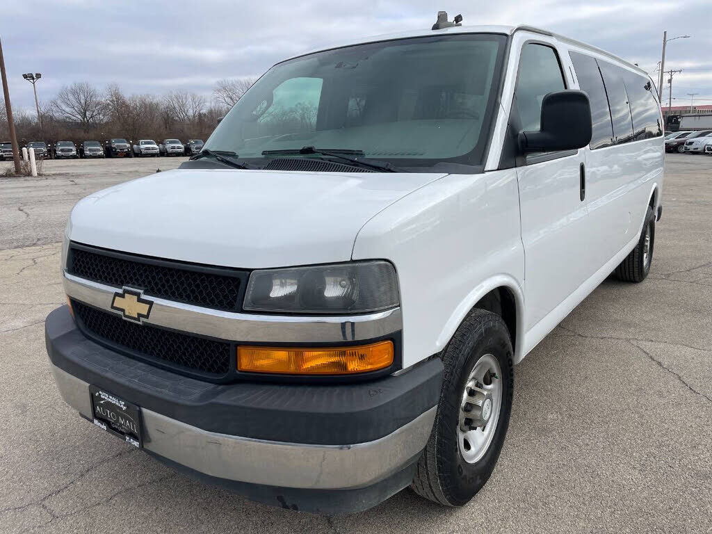2017 CHEVROLET Express