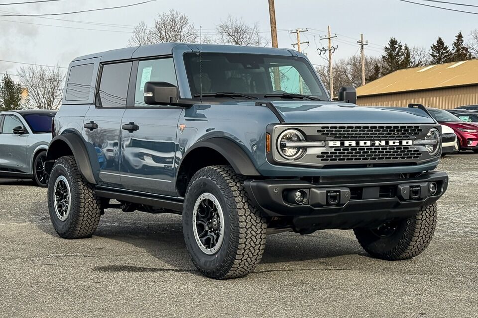 2025 FORD Bronco