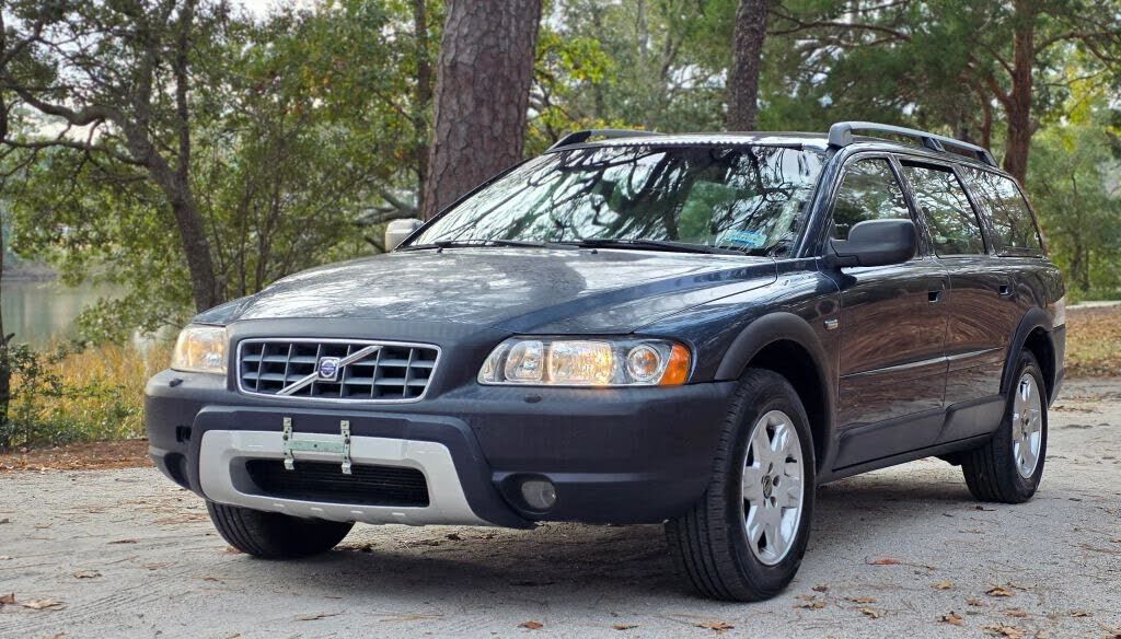2005 VOLVO XC70
