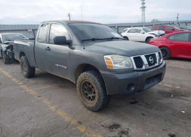 Nissan Titan