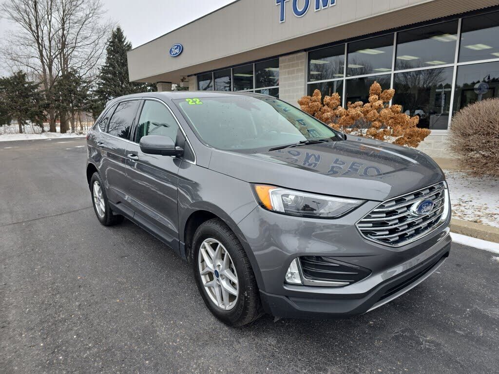 2022 FORD Edge