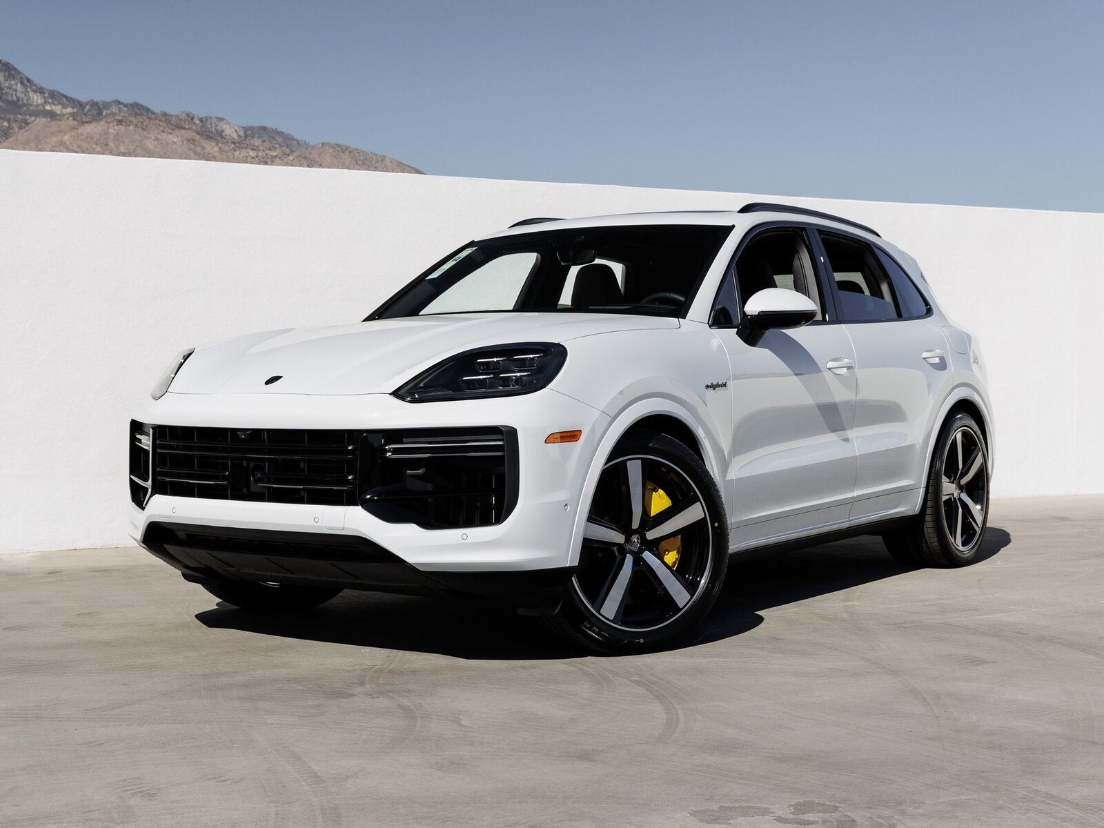 2026 PORSCHE Cayenne