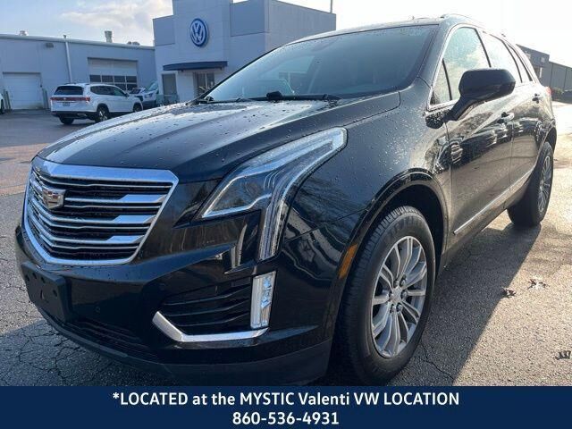 2017 CADILLAC XT5