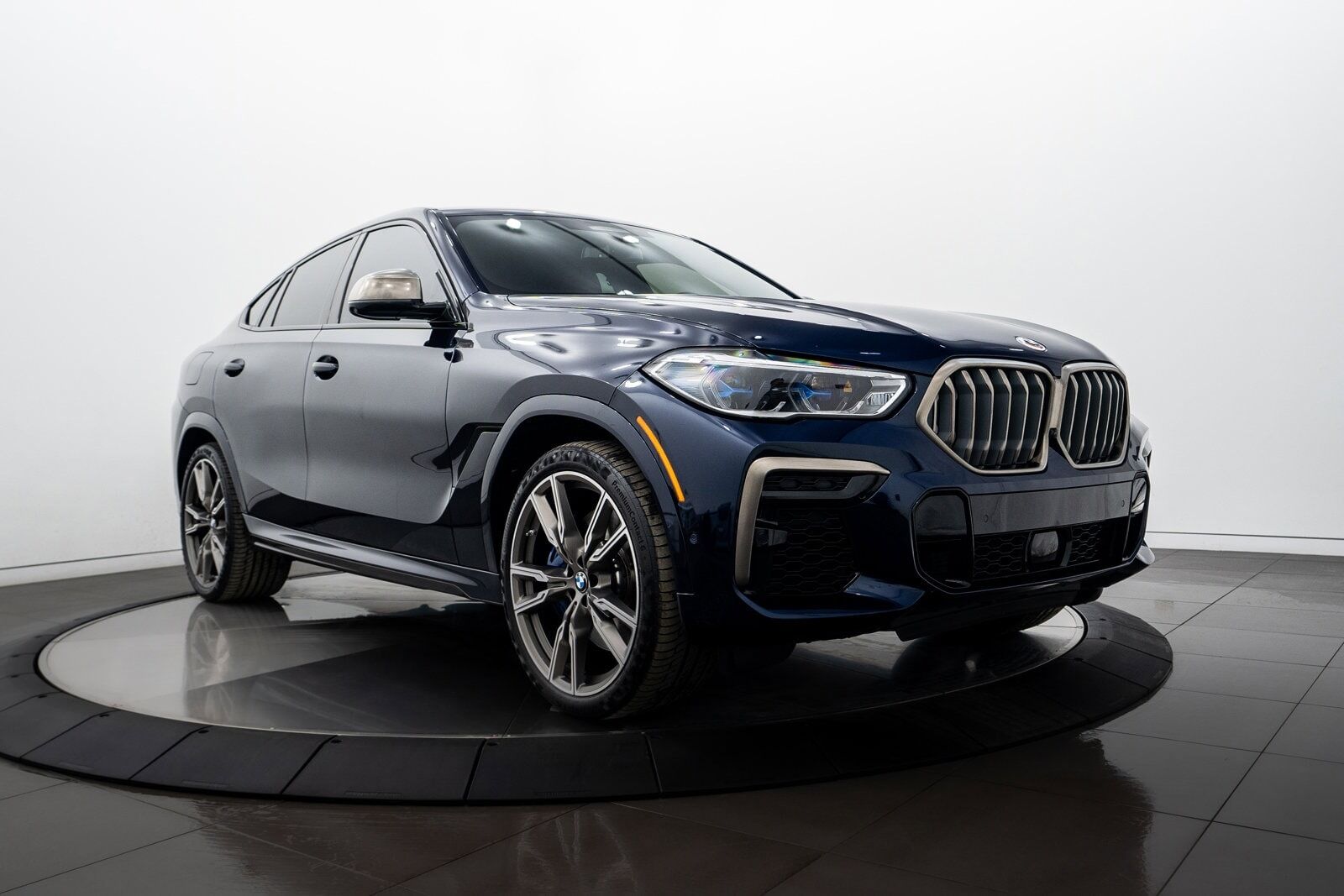 2022 BMW X6