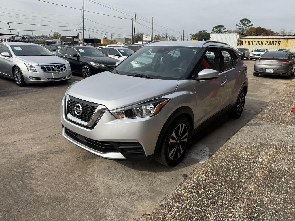 2020 NISSAN Kicks