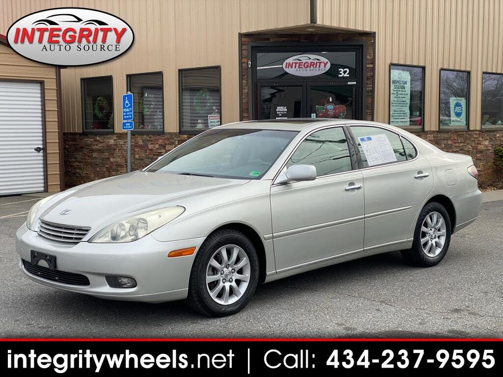 Lexus ES