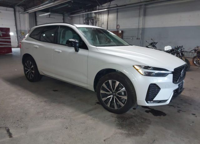 2025 VOLVO XC60