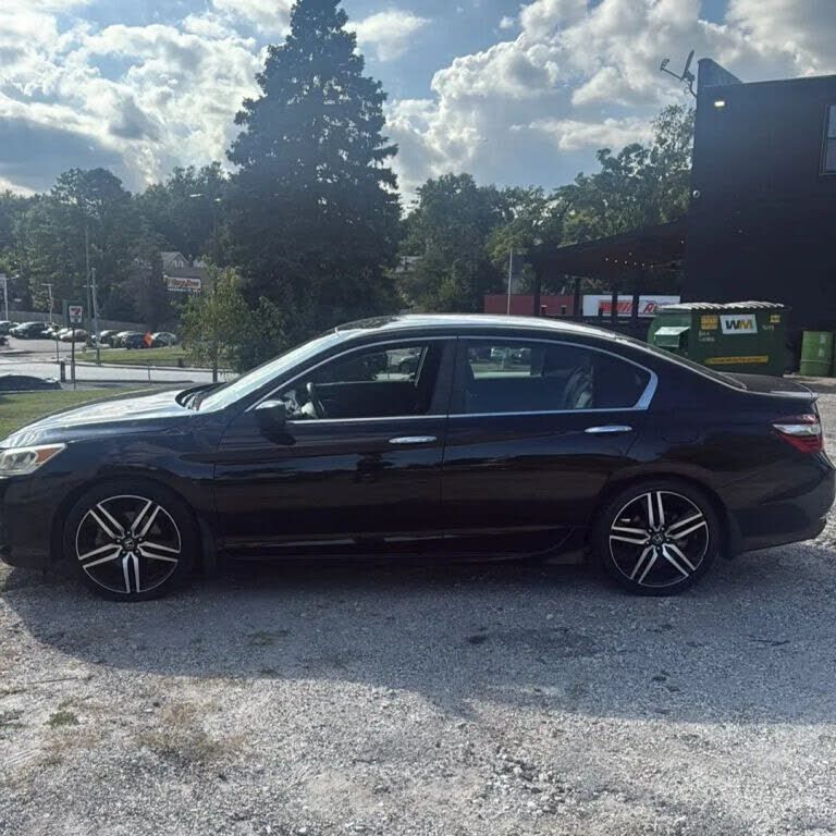 2017 HONDA Accord