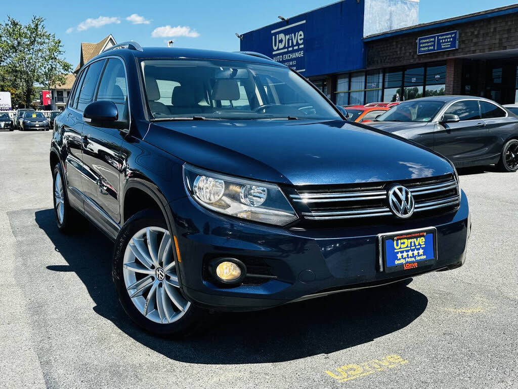 2013 VOLKSWAGEN Tiguan