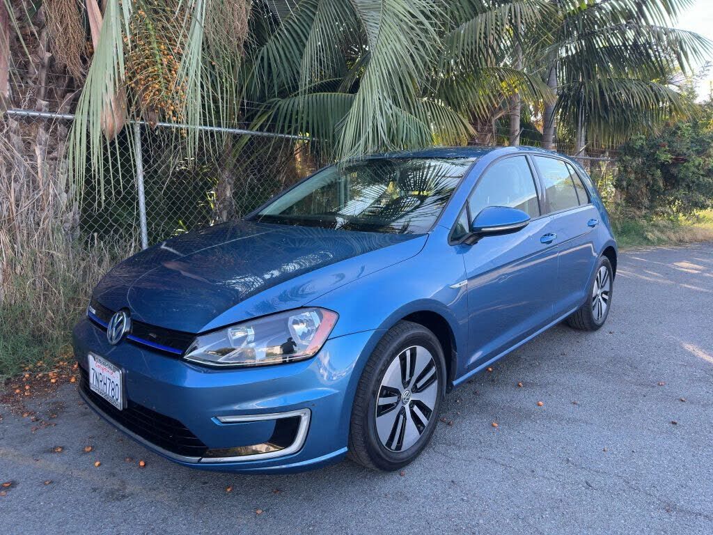 2016 VOLKSWAGEN e-Golf