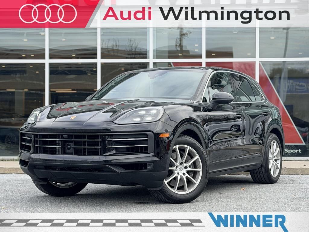 2024 PORSCHE Cayenne