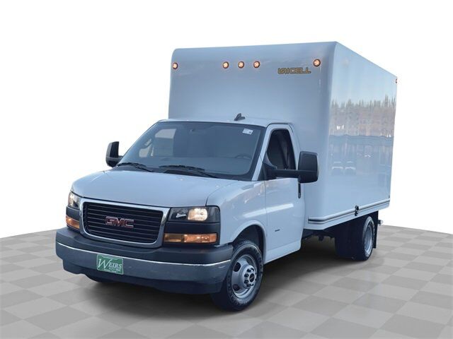 2025 GMC Savana
