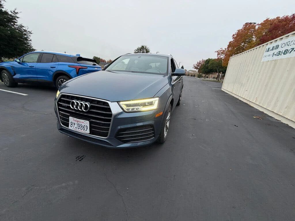 2017 AUDI Q3