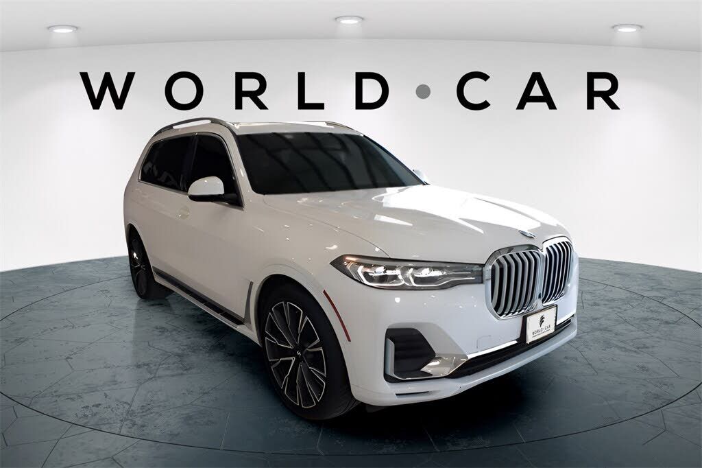 2021 BMW X7