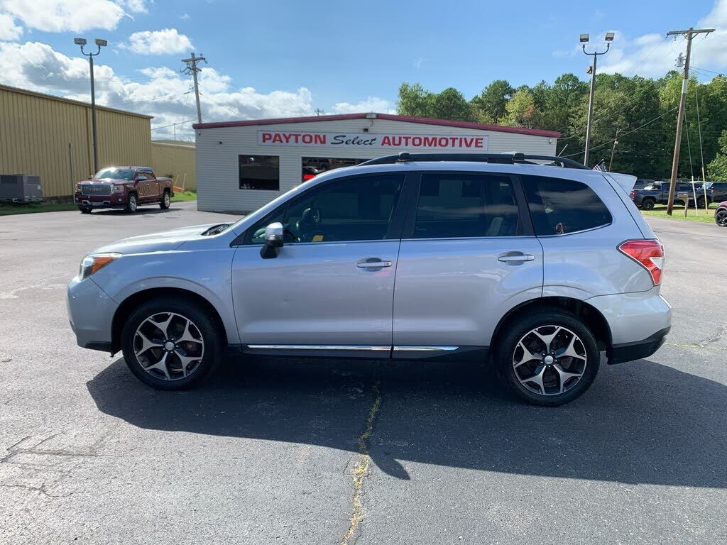 2015 SUBARU Forester