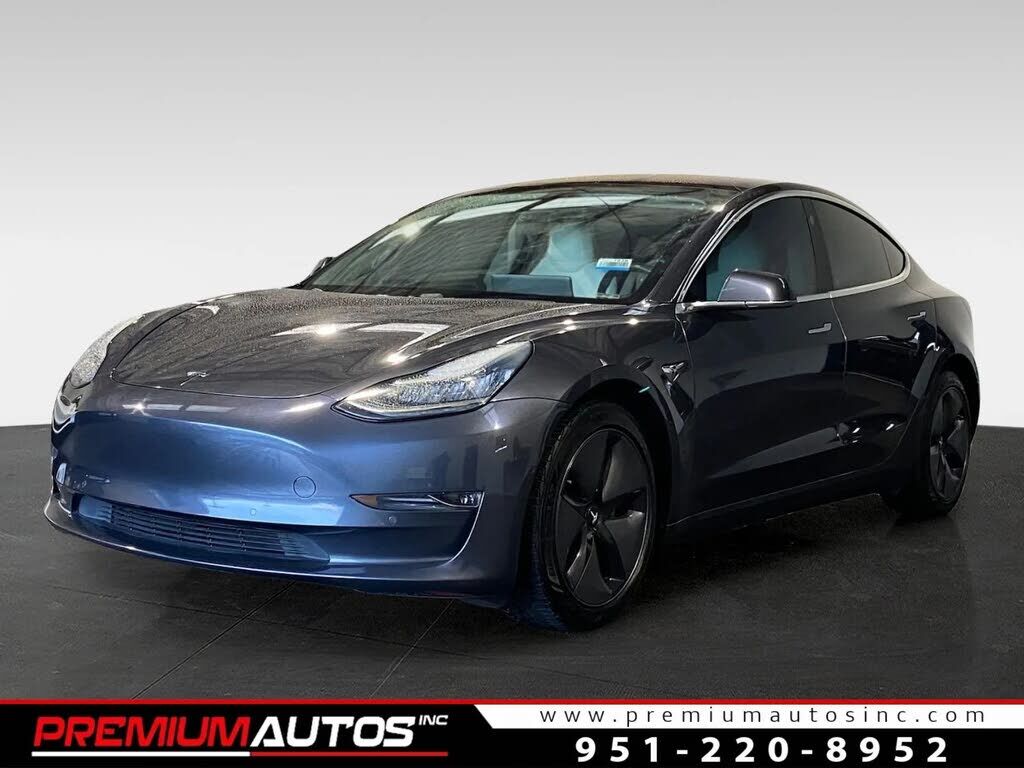 2018 TESLA Model 3