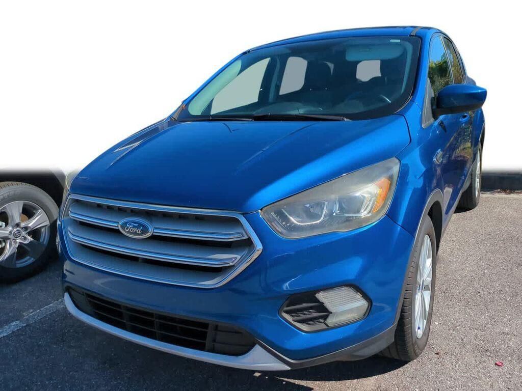2017 FORD Escape