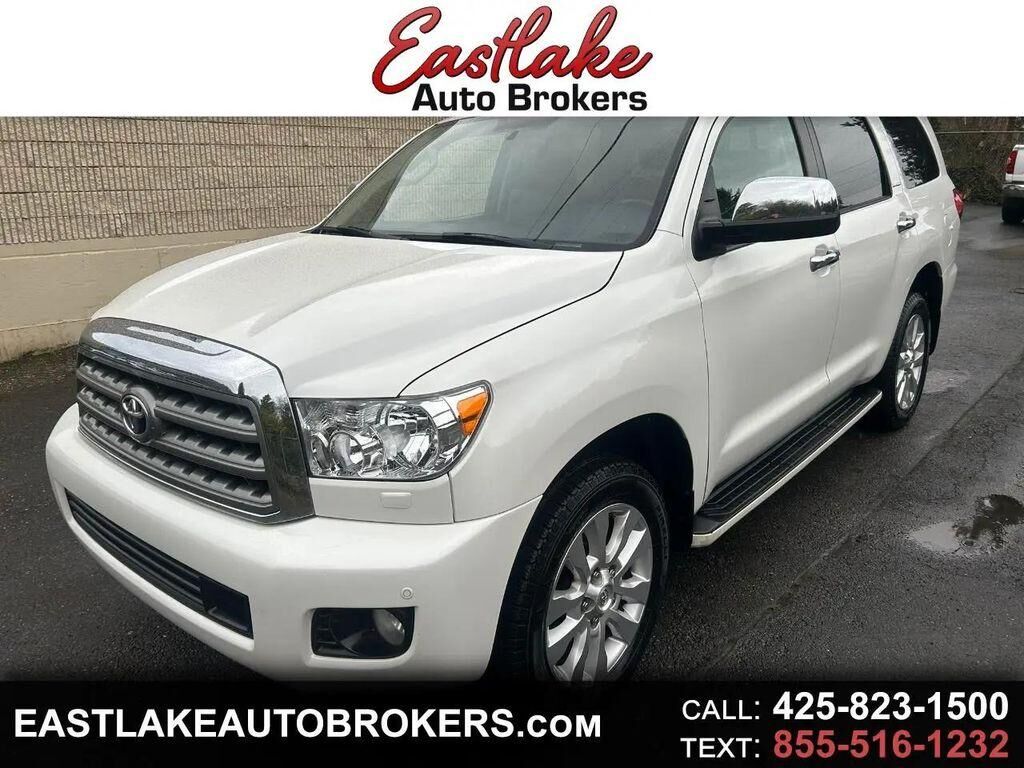 2014 TOYOTA Sequoia