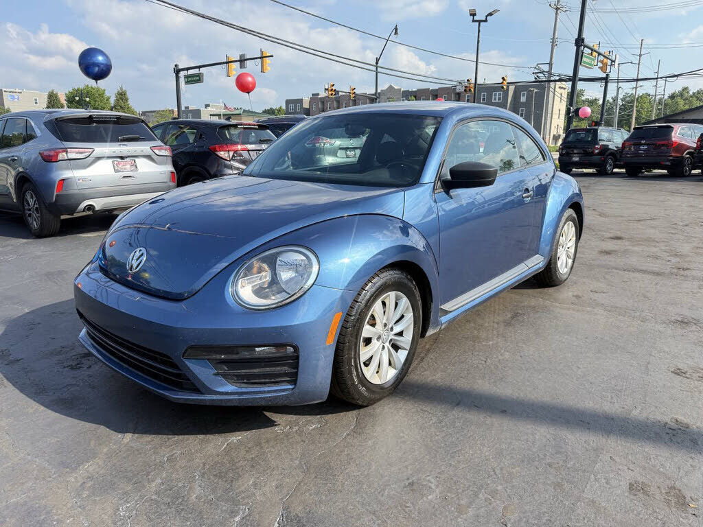 2018 VOLKSWAGEN Beetle