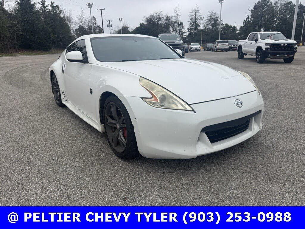 2009 NISSAN 370Z