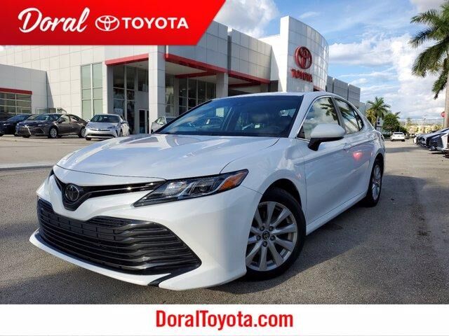 2018 TOYOTA Camry