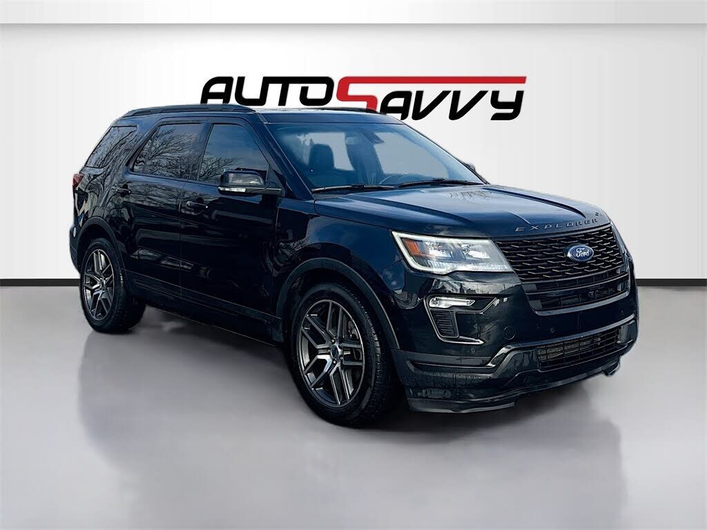 2018 FORD Explorer