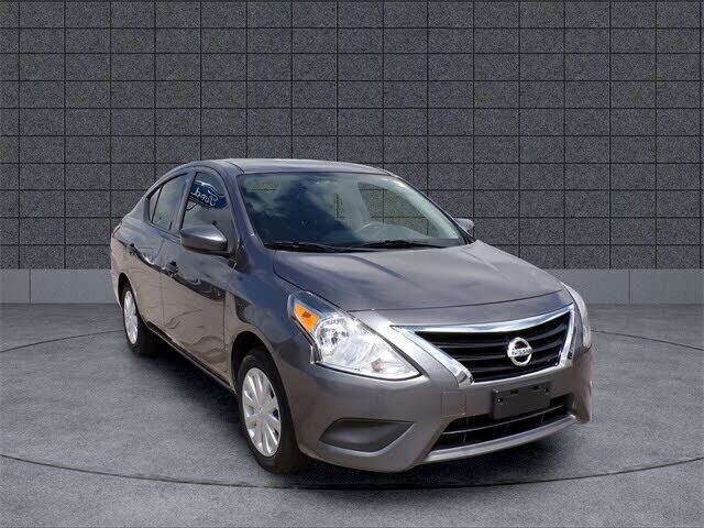 2019 NISSAN Versa