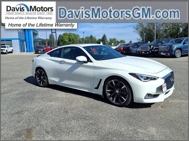 2017 INFINITI Q60