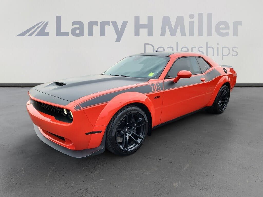 2022 DODGE Challenger