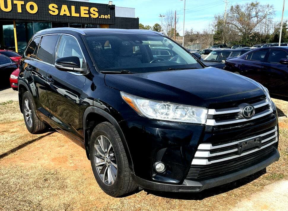 2017 TOYOTA Highlander