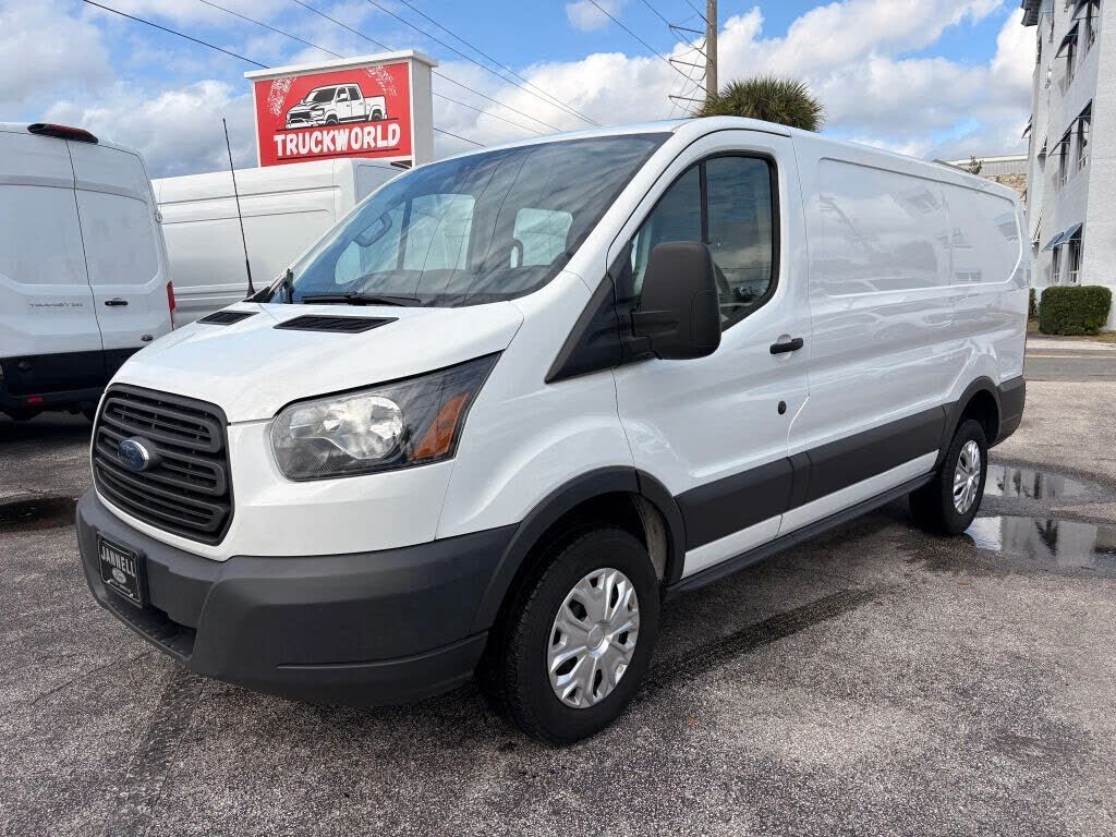 2016 FORD Transit