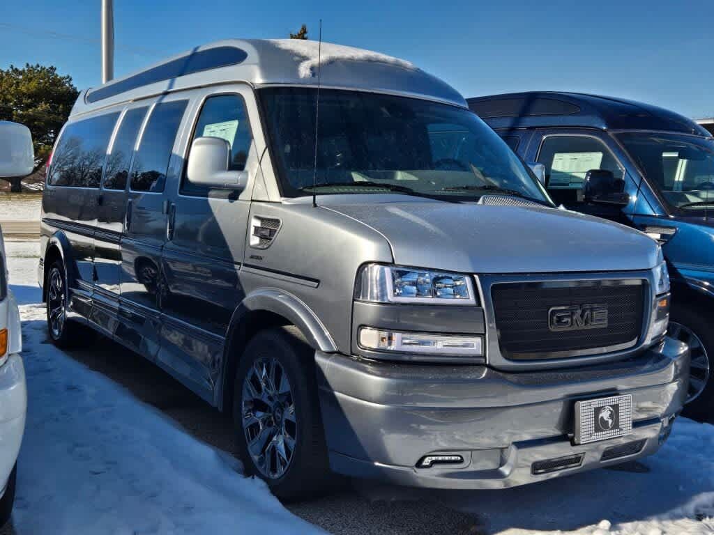 2025 GMC Savana