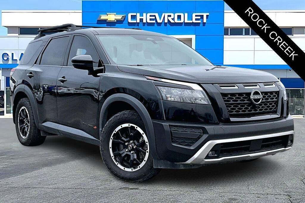 2023 NISSAN Pathfinder
