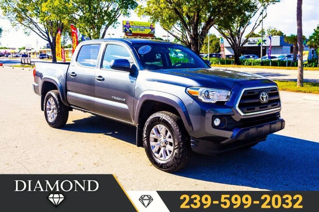 2017 TOYOTA Tacoma