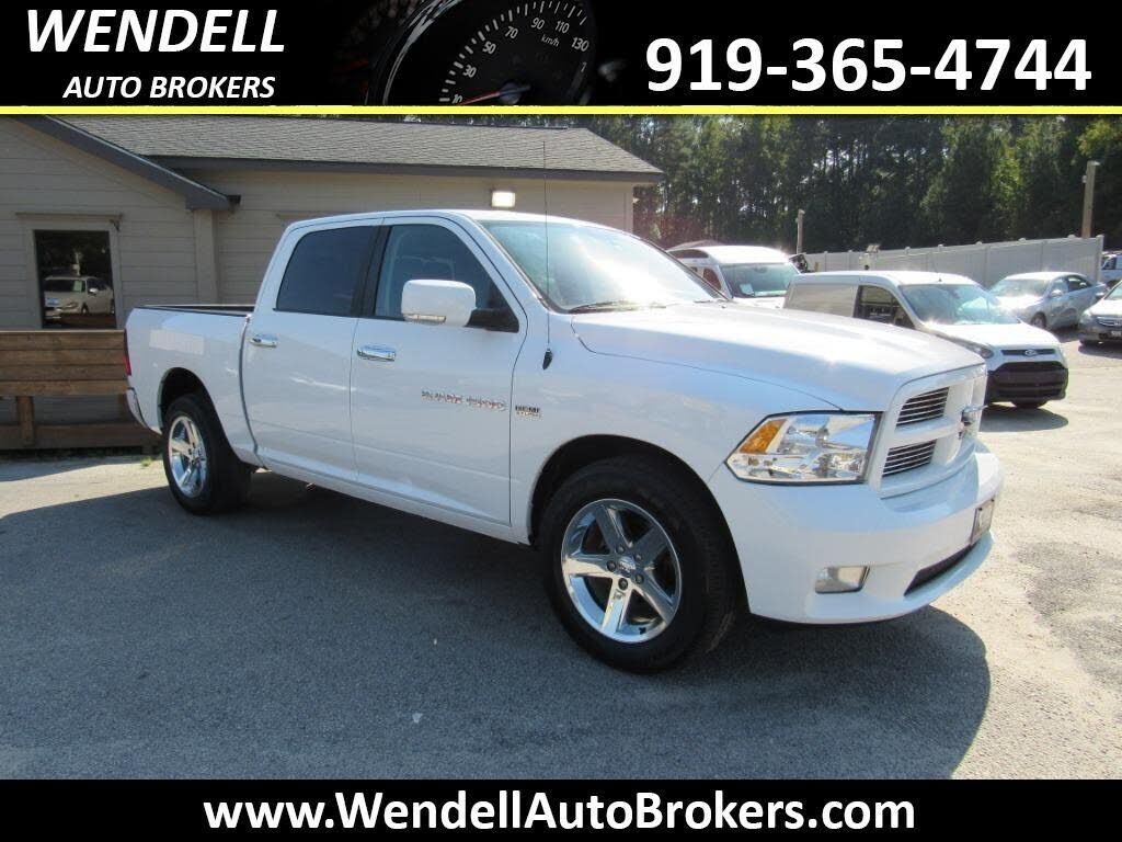 2011 DODGE Ram