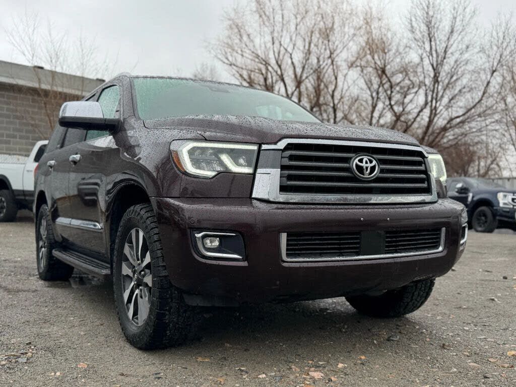 2019 TOYOTA Sequoia