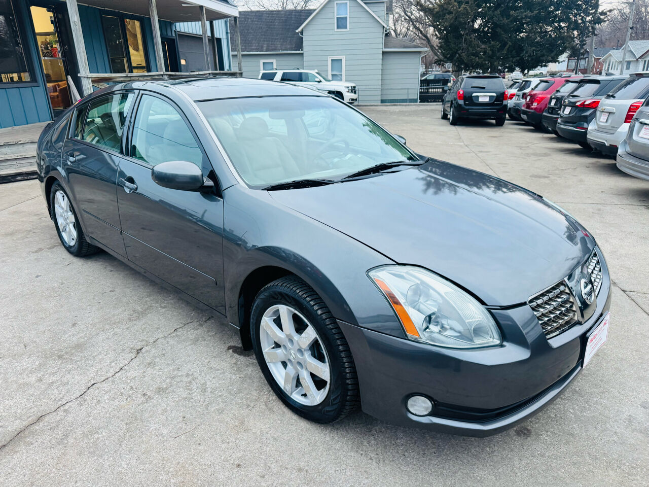 Nissan Maxima