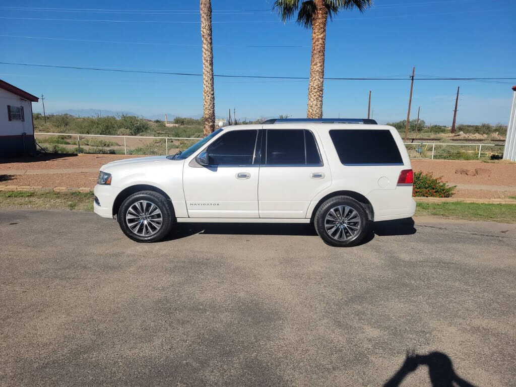 2016 LINCOLN Navigator
