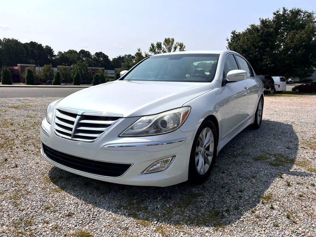 2012 HYUNDAI Genesis