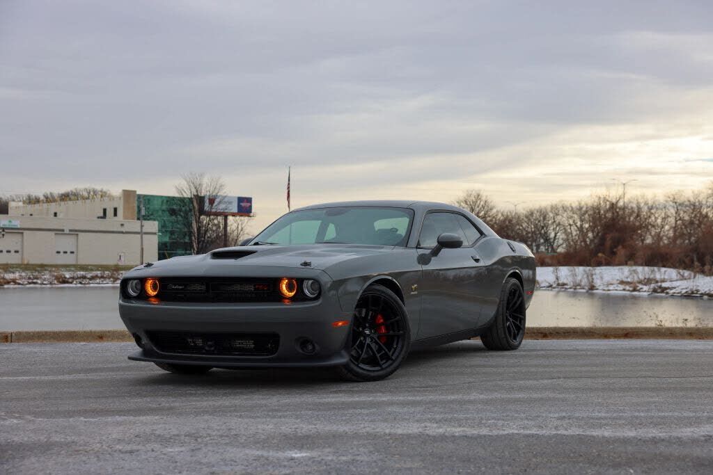 2019 DODGE Challenger