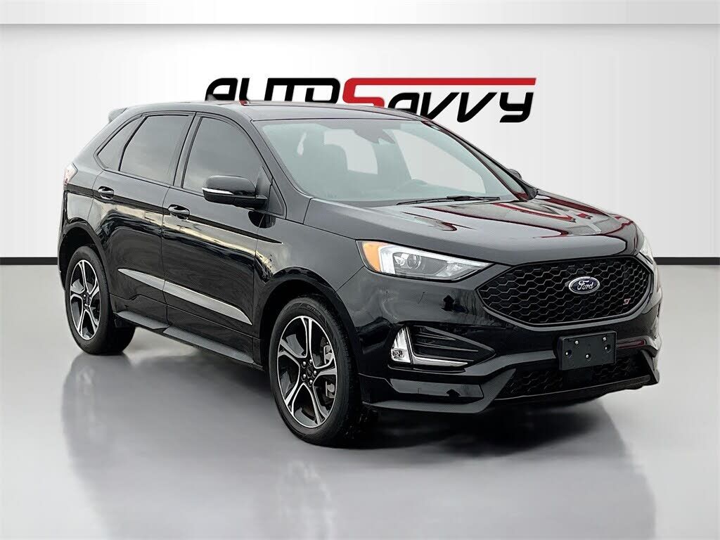 2023 FORD Edge