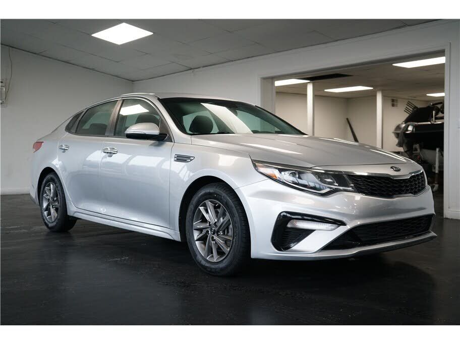 2019 KIA Optima