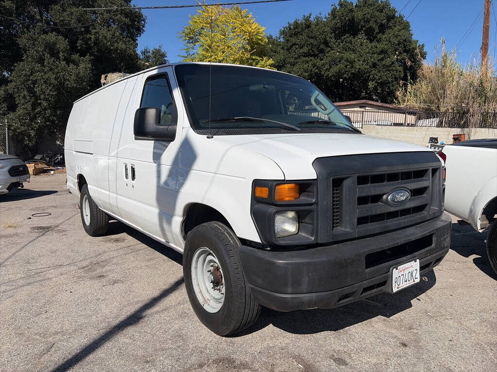2010 FORD E-250