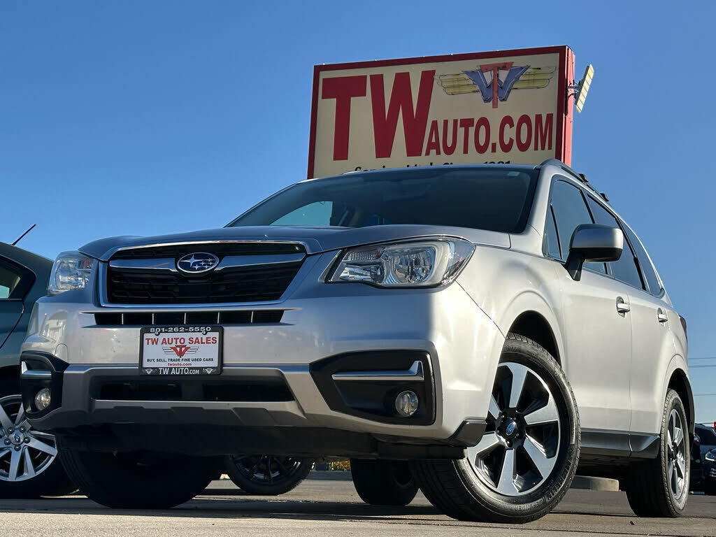 2017 SUBARU Forester