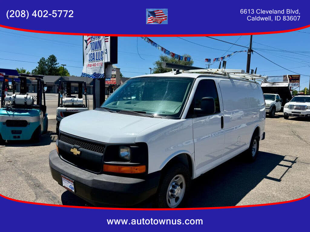 2017 CHEVROLET Express