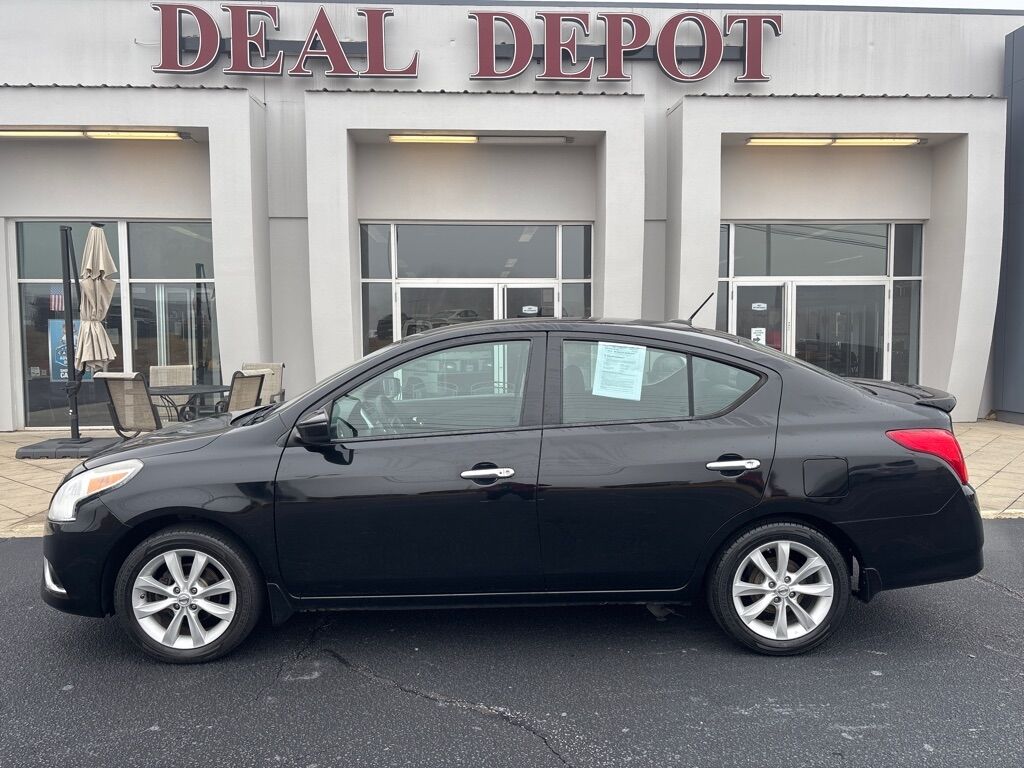 Nissan Versa