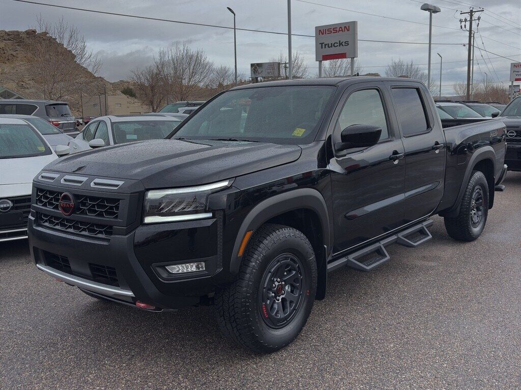 2026 NISSAN Frontier