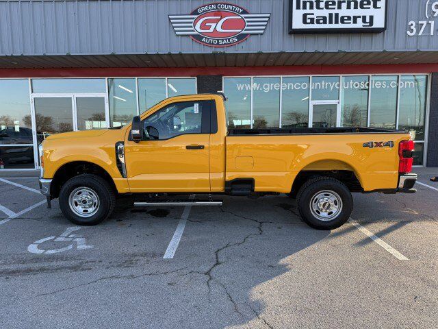 2025 FORD F-250