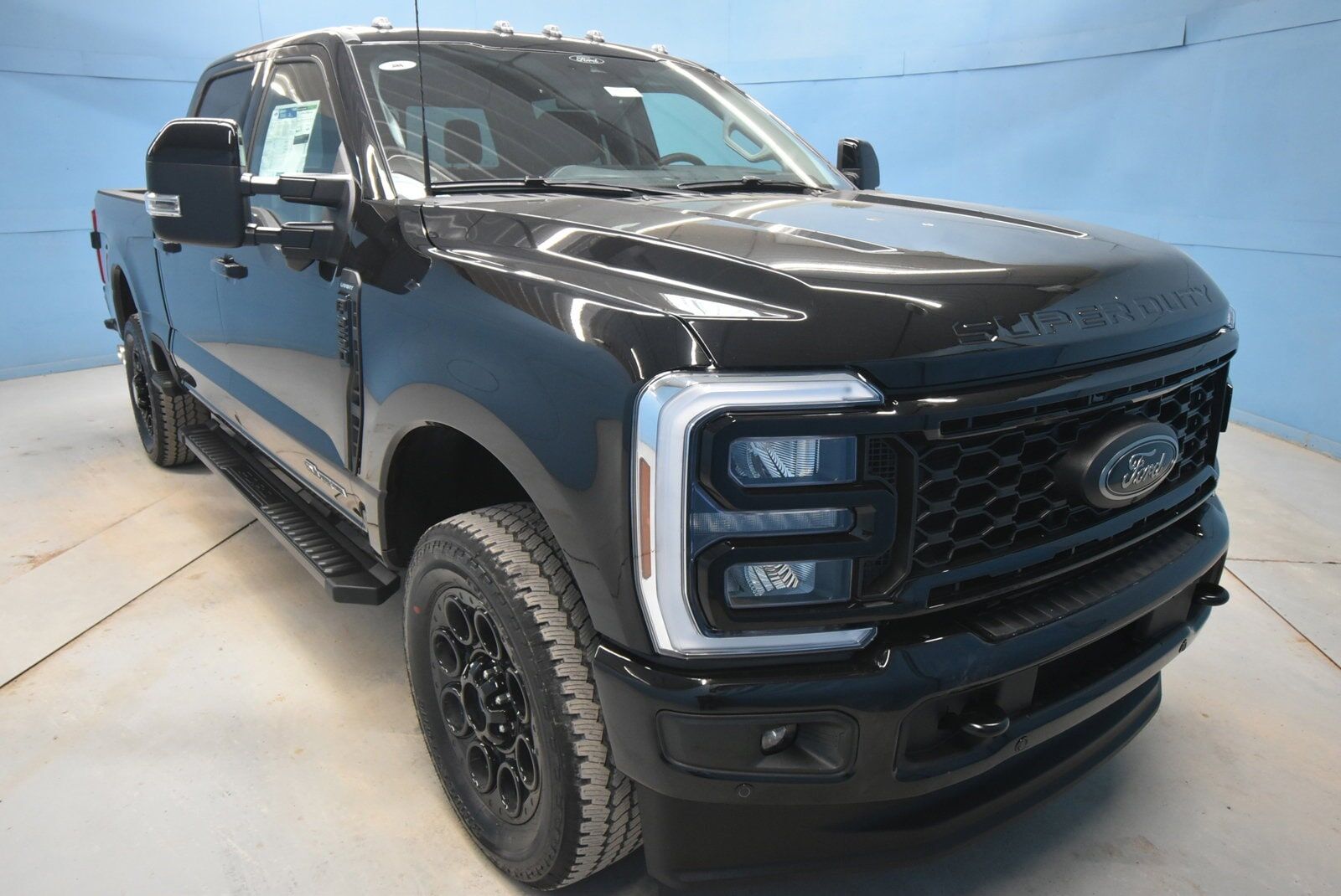 2025 FORD F-250